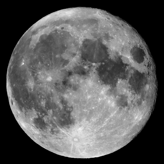 EOS 90D Peter Harriman 23 47 40 33434 moon dpp