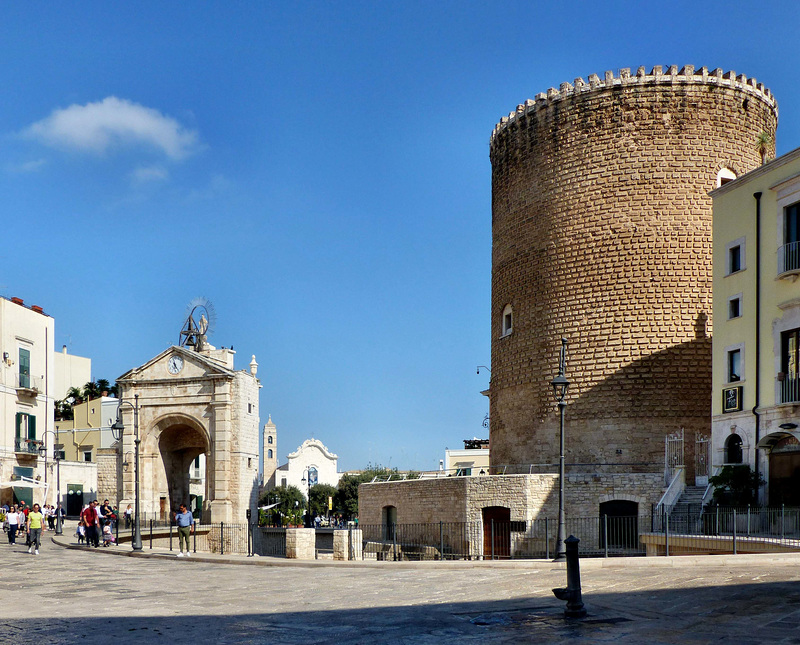 Bitonto - Torrione angioino