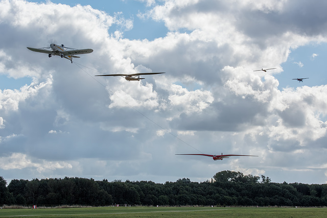 Multiple Glider Tow