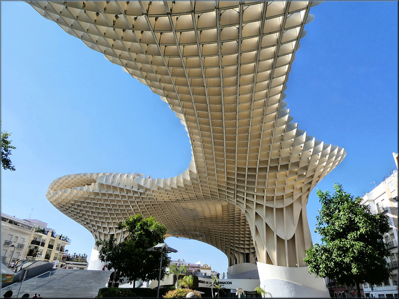 Séville / Sevilla (E) 13 juillet 2018. Le Metropol Parasol.