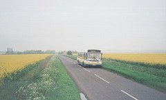 Burtons Coaches W904 UJM along Wratting Common - 5 May 2006 (557-35)