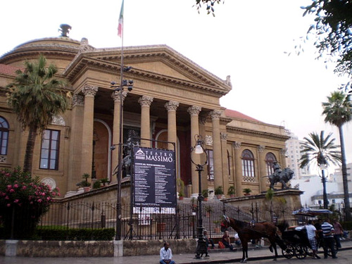 Teatro Massimo (1897).