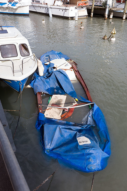 260313 Mx Geneve crash 26