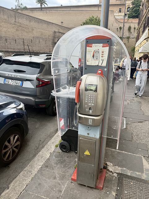 Rome 2026 – Telephone