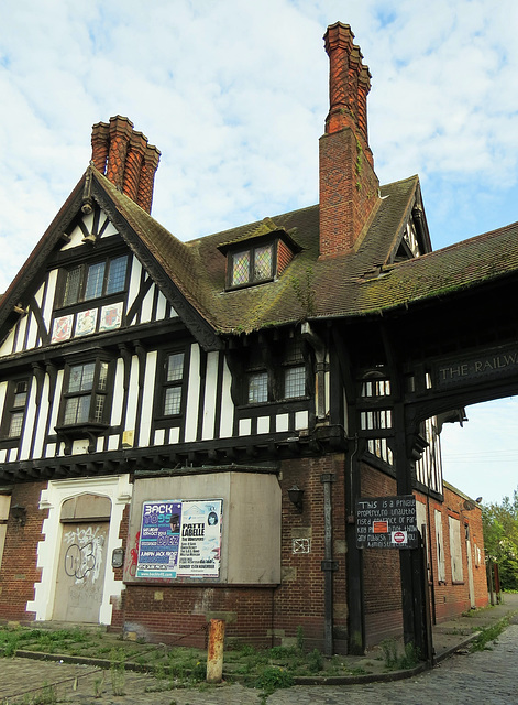 railway hotel, edgware, london