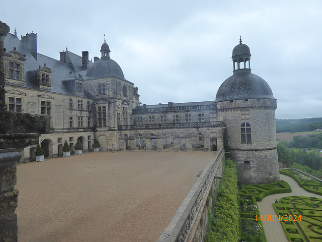 le chateau de HAUTEFORT (Dordogne) 3/3 le chateau de HAUTEFORT (Dordogne) 3/3
