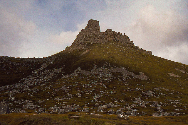 Stac Polly approach (Stac Pollaidh)