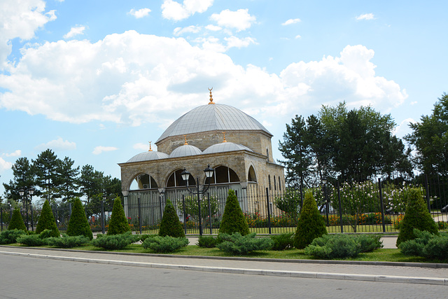 Малая Мечеть на месте разрушенной веками Измаильской крепости / Izmail, The Small Mosque