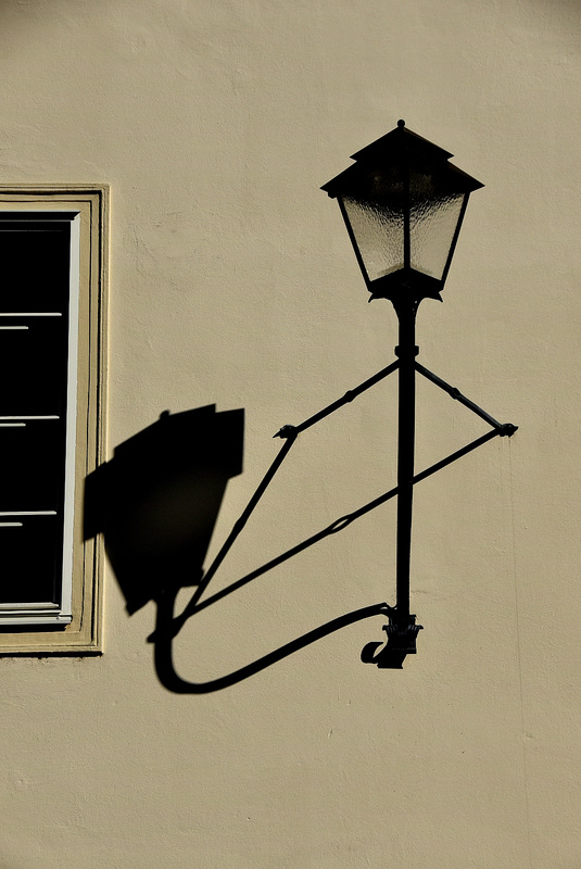 Trapez mit Lampe