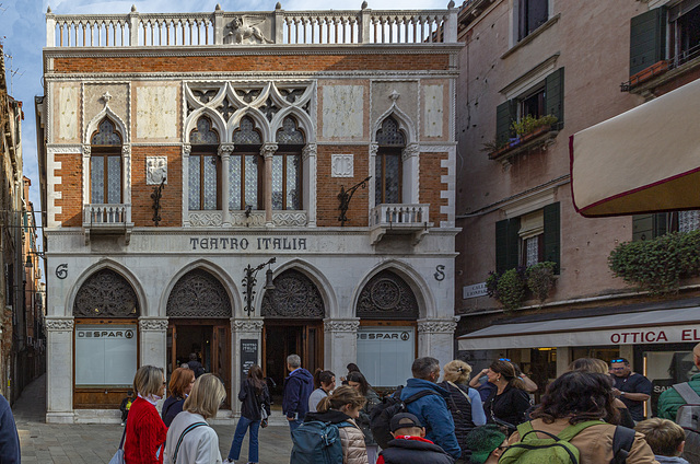 Italia Theater, Venezzia