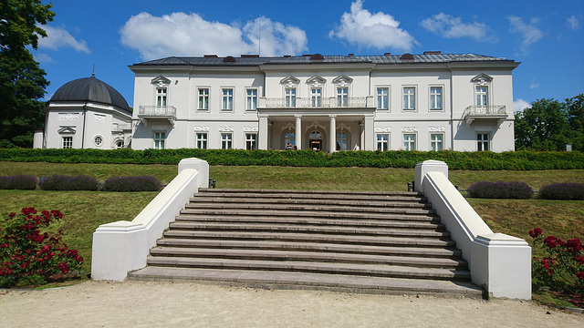 Bernsteinmuseum Palanga im Graf-Tiškevičius-Park, Litauen (Rückseite)