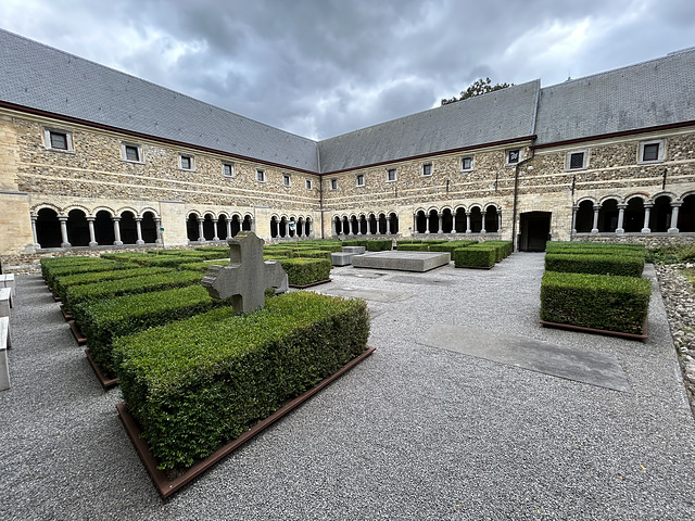 Cloître