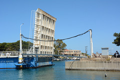 Greece, Lefkada Floating Bridge is not fully prepared for Boats Passing Greece, Lefkada Floating Bridge is not fully prepared for Boats Passing