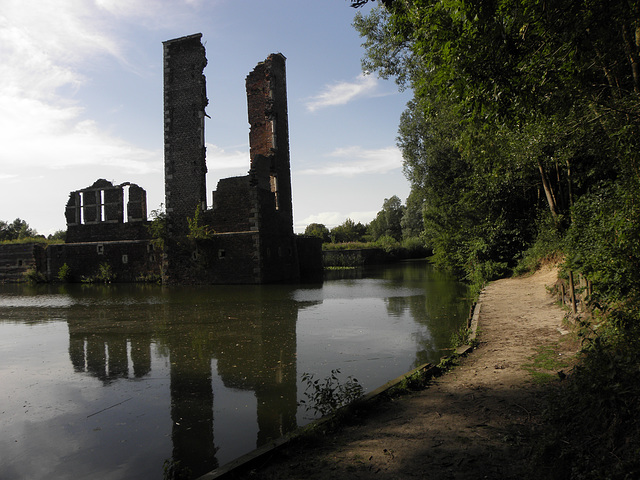 Castle-Ruíne Slot   Schaesberg