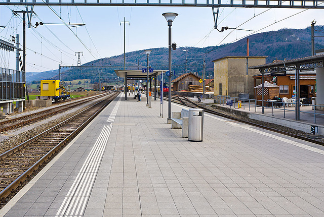 120317 Glovelier gare