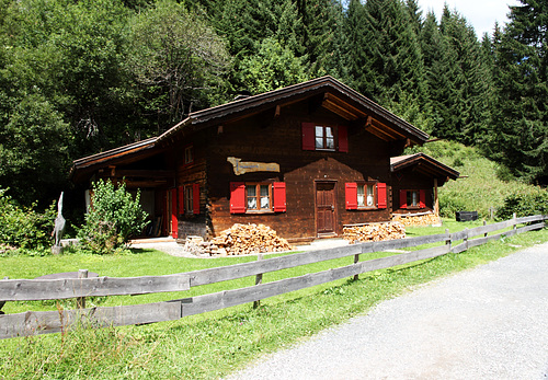 Hütte in den Alpen
