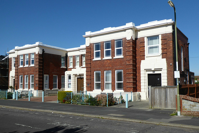 Lee on Solent Library - 15 April 2020