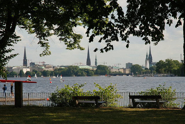 HFF from Hamburg: Die Außenalster von der Uhlenhorst