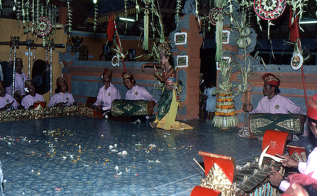 Balinesische Tanzdarbietung