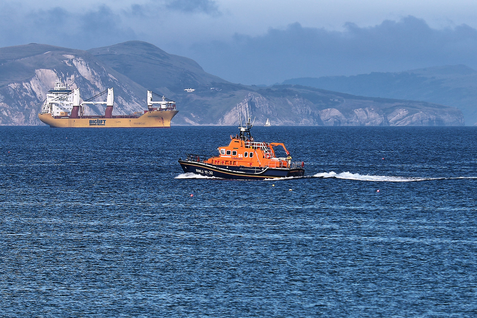 EOS 6D Peter Harriman 18 43 04 5085 Lifeboat dpp hdr