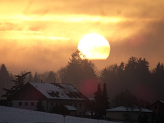 Sonnenuntergang am 3. Advent 2021 bei uns zu Hause ( 1 )