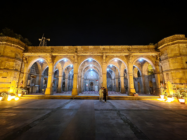 Sidi Saiyed Mosque, AHMEDABAD