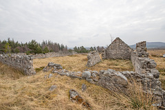 The ruins of the old croft at Dusach (NH 99595 45965)