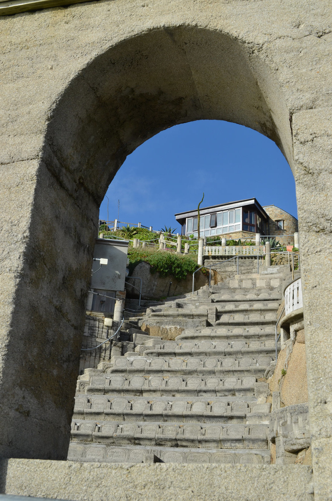 Minack Theatre, Places for Spectators