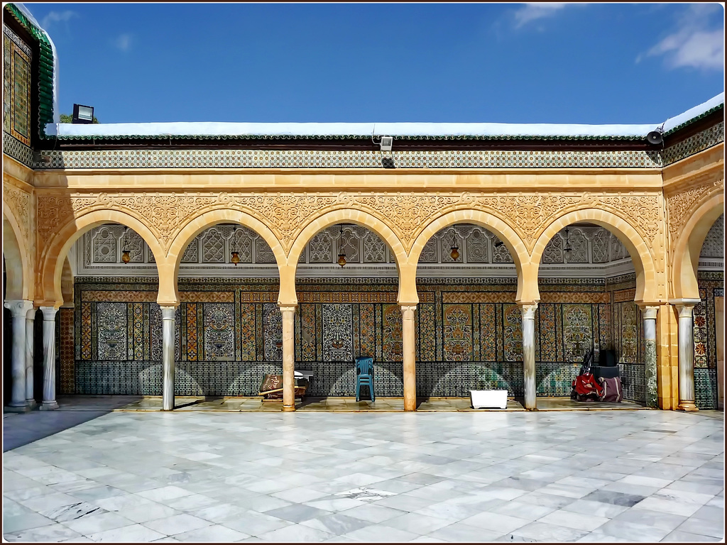 Kairouan : il prezioso piazzale della moskea del barbiere