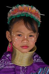 Kayan Lahwi - Mädchen (© Buelipix) Kayan Lahwi - Mädchen (© Buelipix)