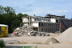 Demolition of the old Clusius Laboratory