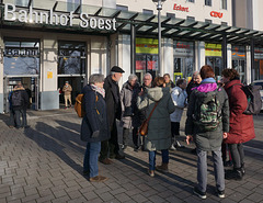 Empfang am Bahnhof