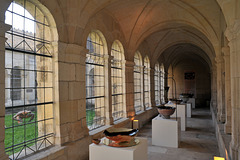 Cloître de l'ancien Hôtel-Dieu de Noyon - Oise