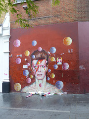 David Bowie Mural (1) - 12 June 2016