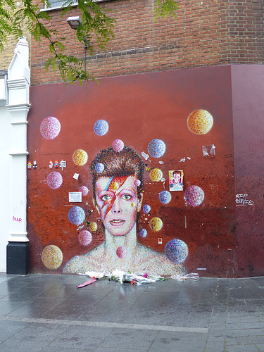 David Bowie Mural (1) - 12 June 2016