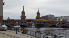 Berlin transport Oberbaumbrücke (#0102)