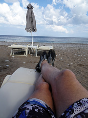 Kurze Auszeit am Strand, wenn er nicht Überfüllt ist