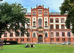 Universitätsgebäude