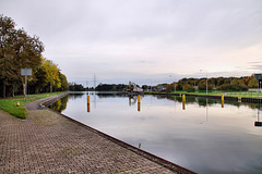 Oberwasser des neuen Schiffshebewerks Henrichenburg (Schleusenpark Waltrop) / 17.10.2024