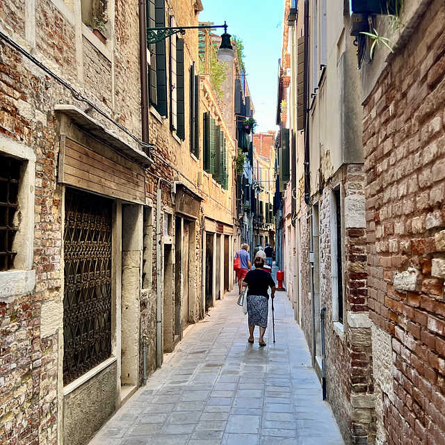 Venice 2022 – The narrow streets of Venice