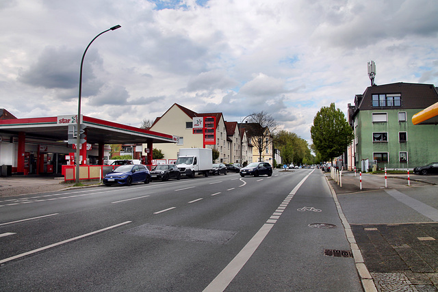 B235 Provinzialstraße (Dortmund-Lütgendortmund) / 27.04.2024