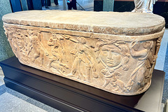 Dresden 2025 – Skulpturensammlung – Sarcophagus with Dionysian scenes