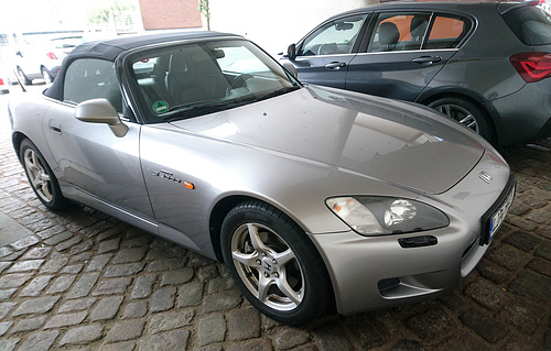 Honda S 2000