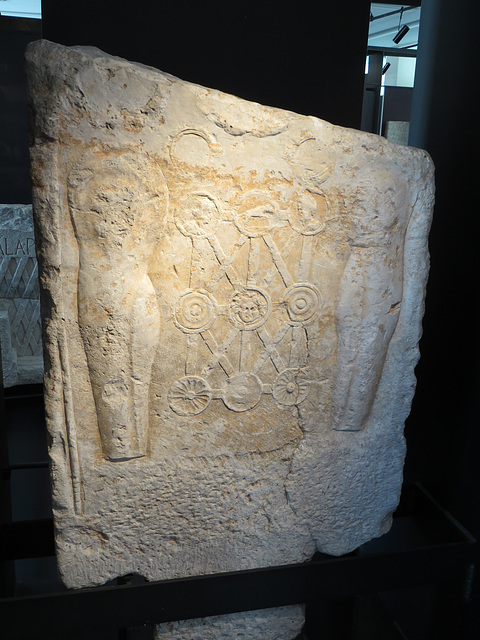 Musée archéologique de Zadar : pièces d'équipement.
