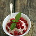 Toorjuustuvaht rukkikama ja vaarikatega / Cream cheese dessert with raspberries and kama flour