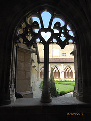 Abbaye de CADOUIN