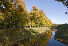 Der Burggraben des Schlosses Njaswisch