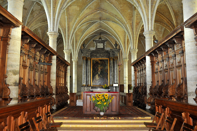 Les stalles et le retable de la Chapelle de l'abbaye d'Ourscamp - Oise