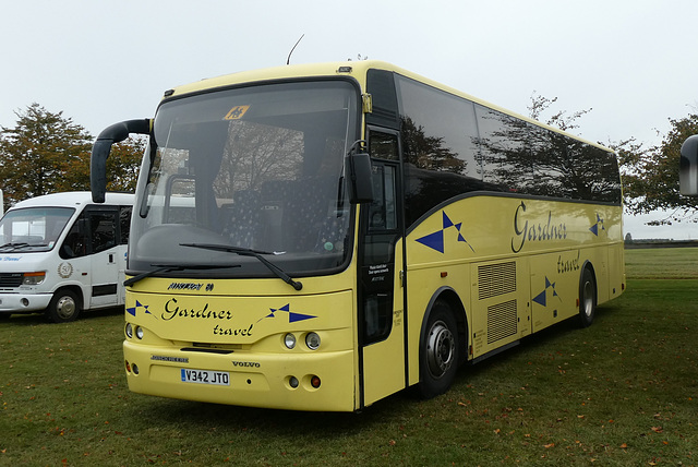 Gardner Travel V342 JTO at Newmarket Races - 12 Oct 2019 (P1040801) Gardner Travel V342 JTO at Newmarket Races - 12 Oct 2019 (P1040801)