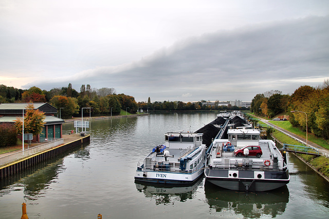 Unterwasser des neuen Schiffshebewerks Henrichenburg (Schleusenpark Waltrop) / 17.10.2024